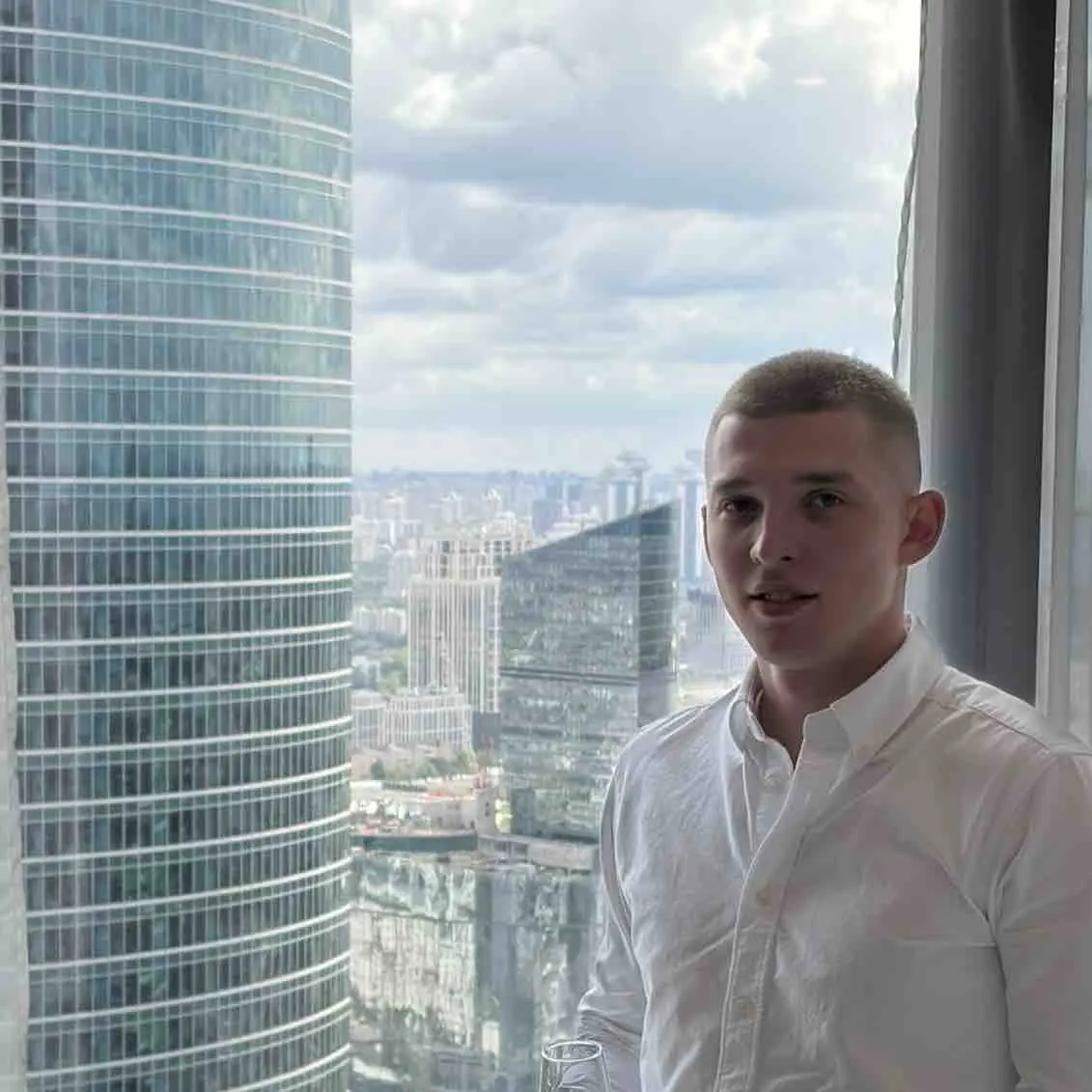 Илья Дозмаров
