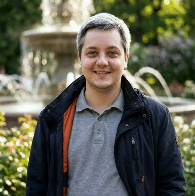 Владислав Симонов