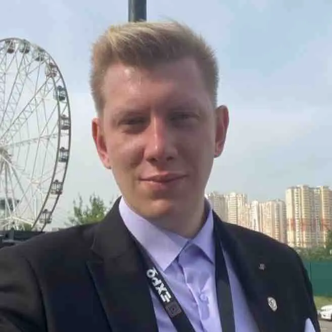Дмитрий Гулаков