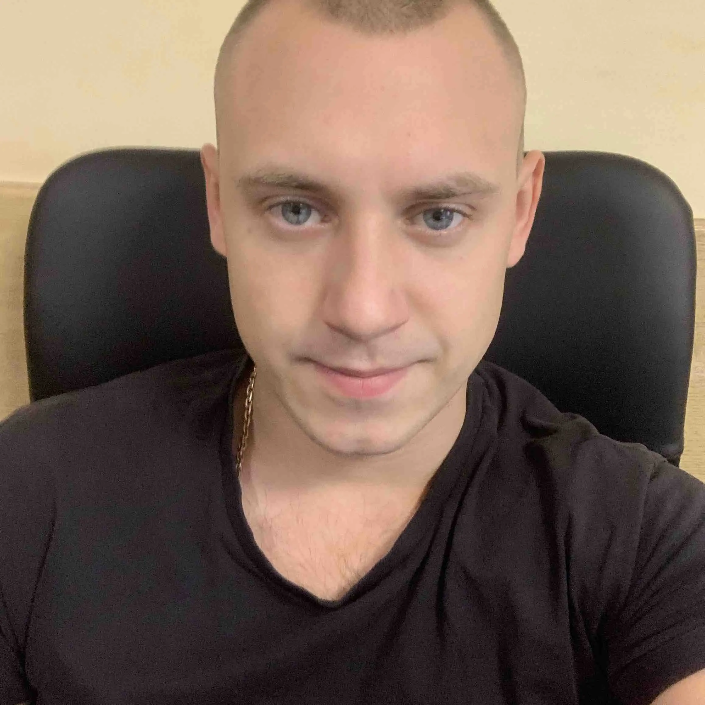 Александр Кузьмичев