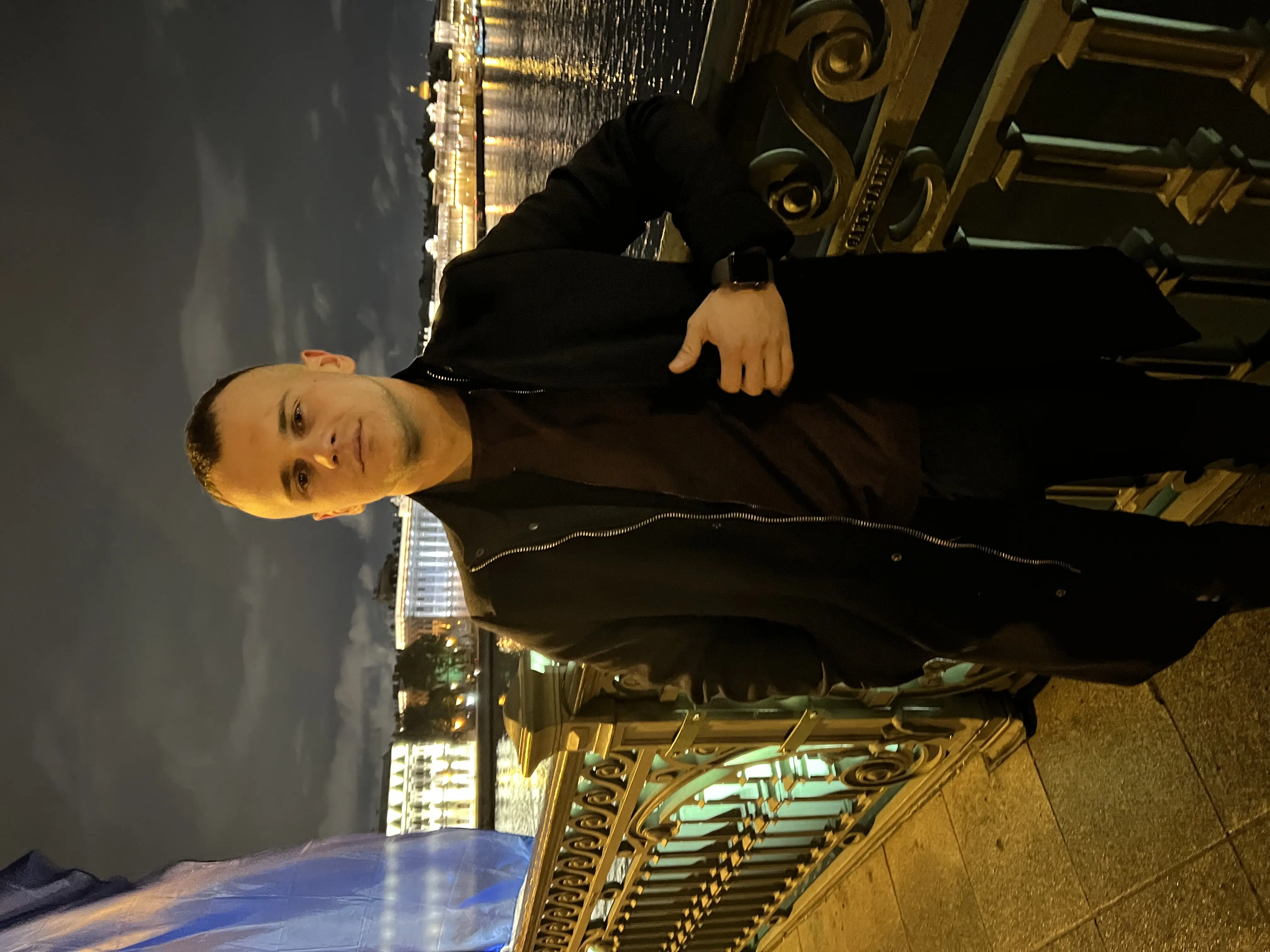Павел Опарин