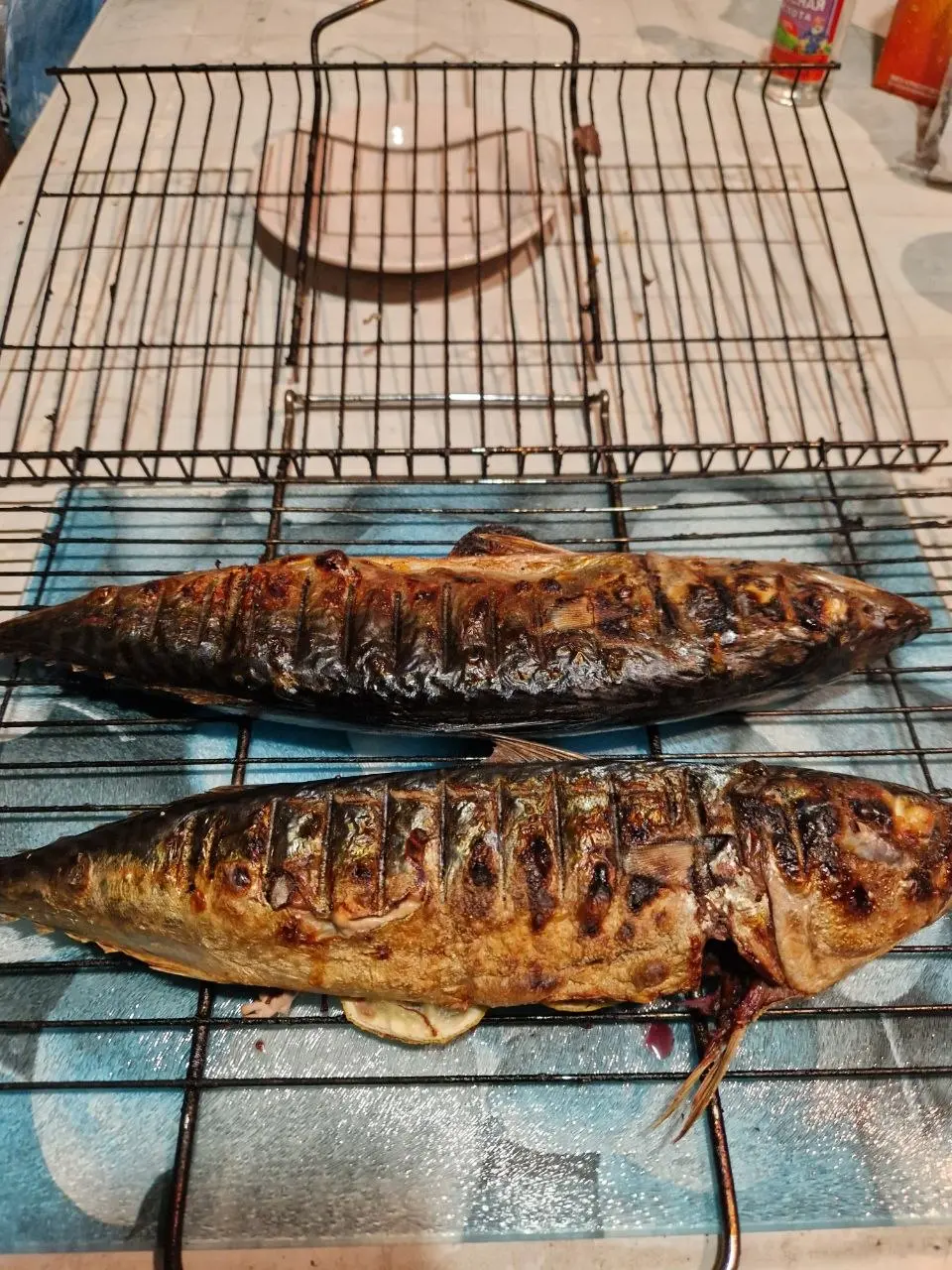 Вчера впервые жарил шашлык из скумбрии.
Получилось настолько вкусно, что теперь это точно будет одним из любимых блюд.
Но больше всего меня удивило другое | Сетка — социальная сеть от hh.ru