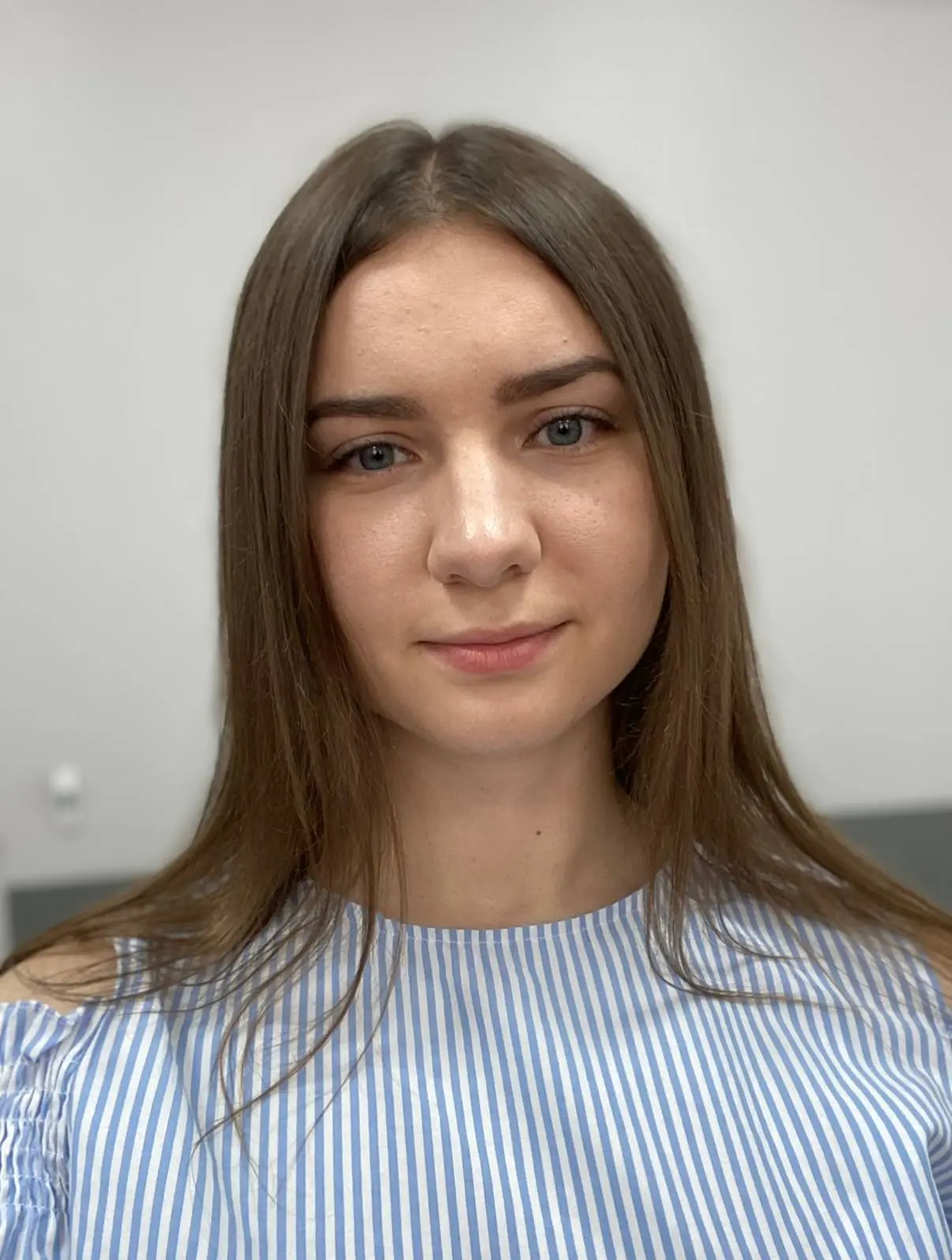 Елена Ахунова