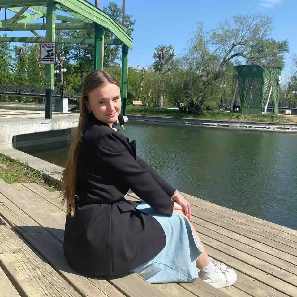 Анна Ишутина