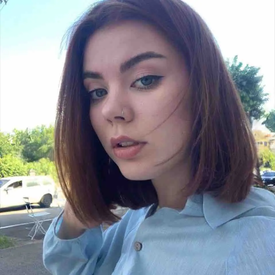Александра Румянцева