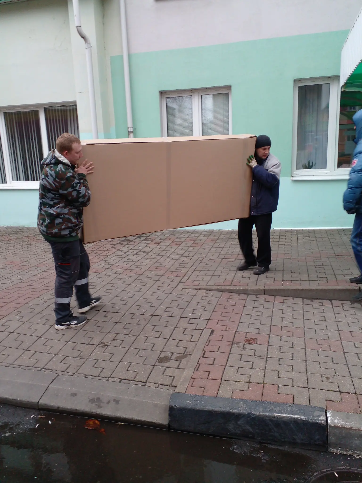 Грузчики в Губкине — разгрузка медицинских кроватей быстро и | Сетка — социальная сеть от hh.ru