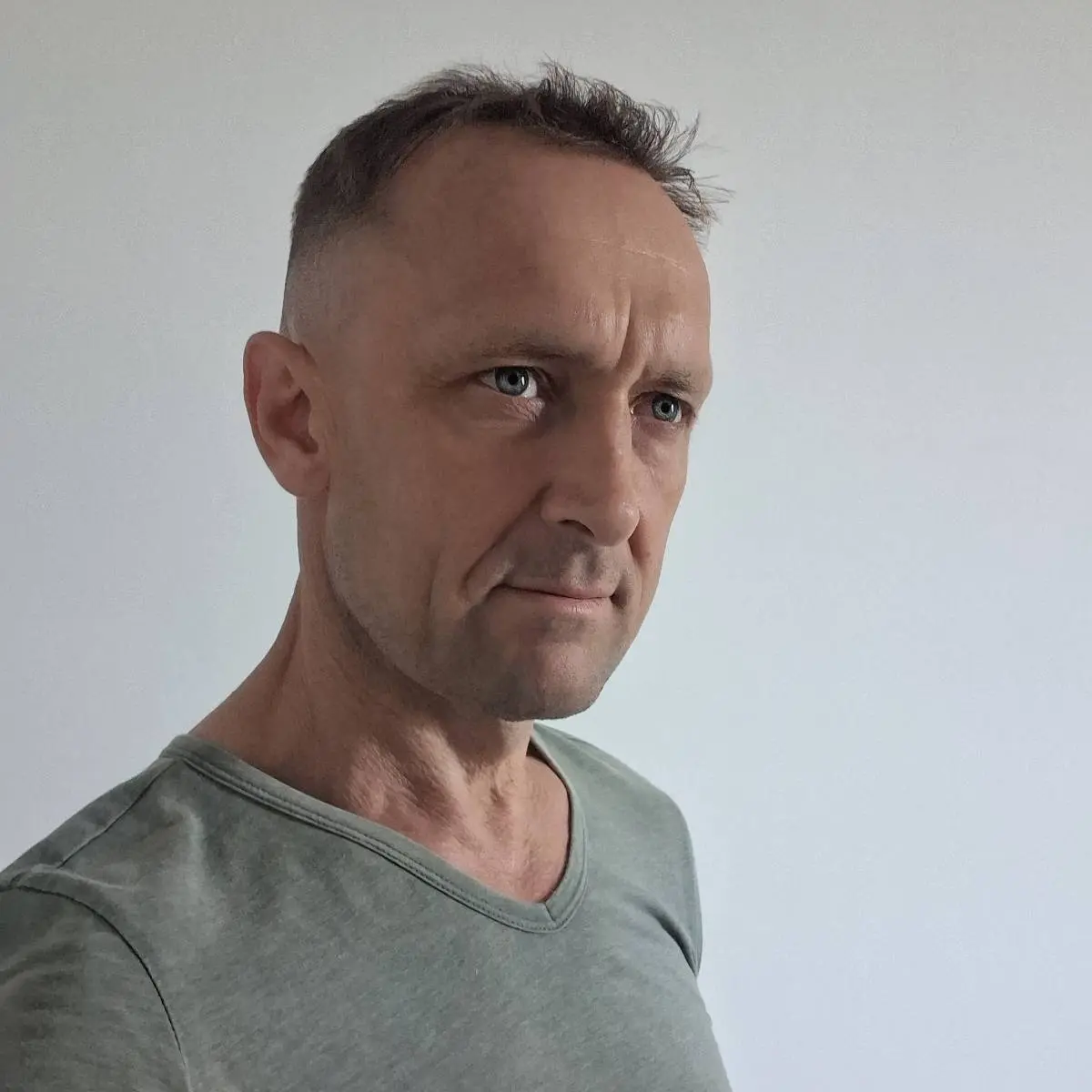 Денис Лишенков