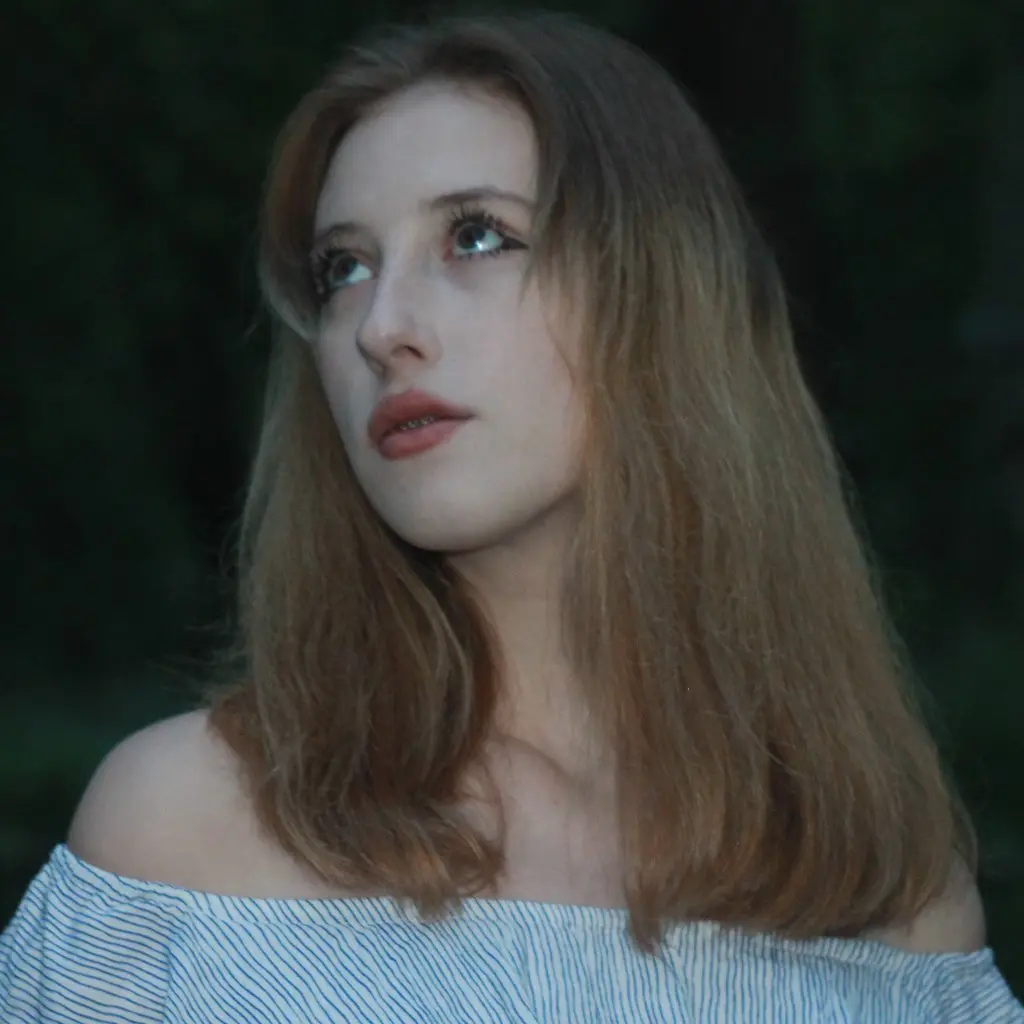 Алина Наумова