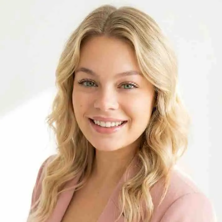 Arina Turashova