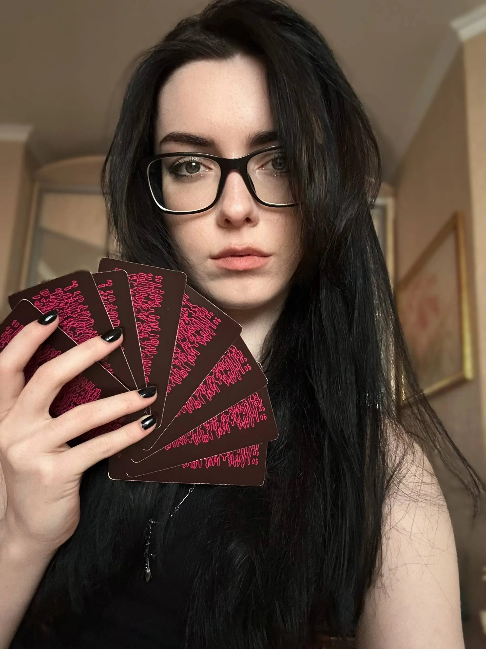 привет всем кто здесь появился недавно 🖤
раз вас стало больше — расскажу что вообще происходит на этом канале и что будет дальше
что здесь есть и будет:
🖤 дизайн и творчество — проекты, процесс, закул... | Сетка — социальная сеть от hh.ru