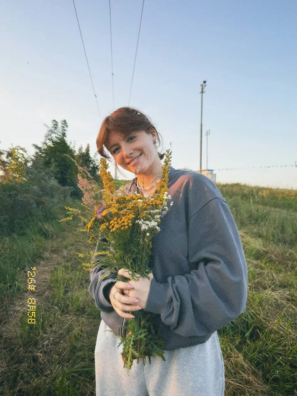 Мечта лета исполнилась
Я набрала полевых цветов! | Сетка — социальная сеть от hh.ru
