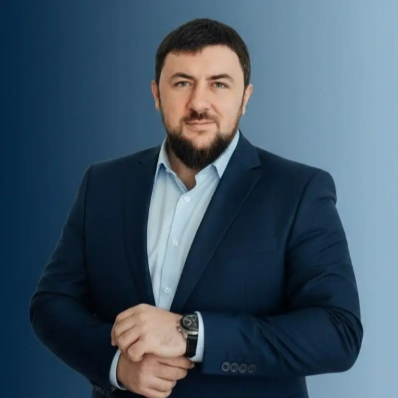 Василий Кирпичников