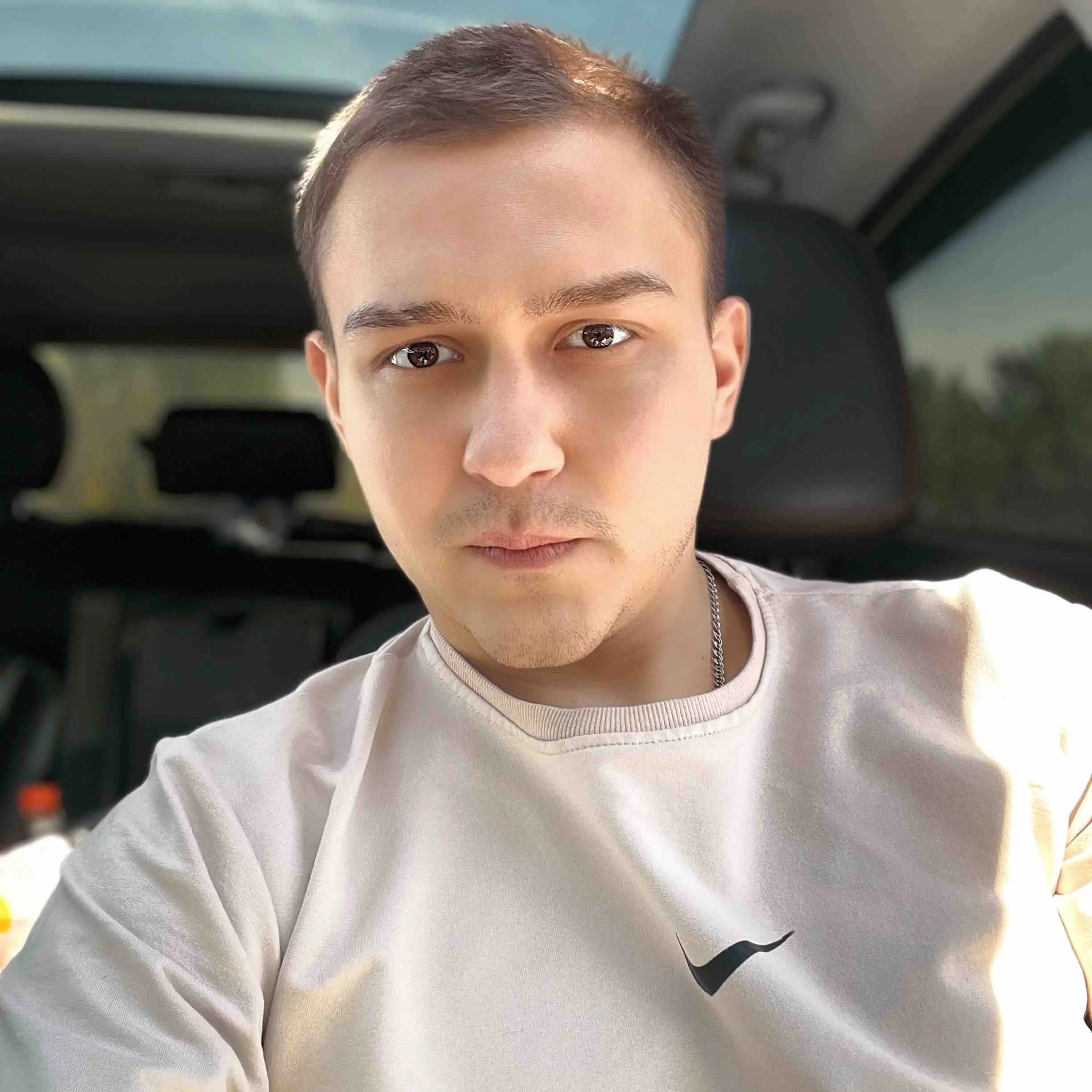 Александр Золотонос