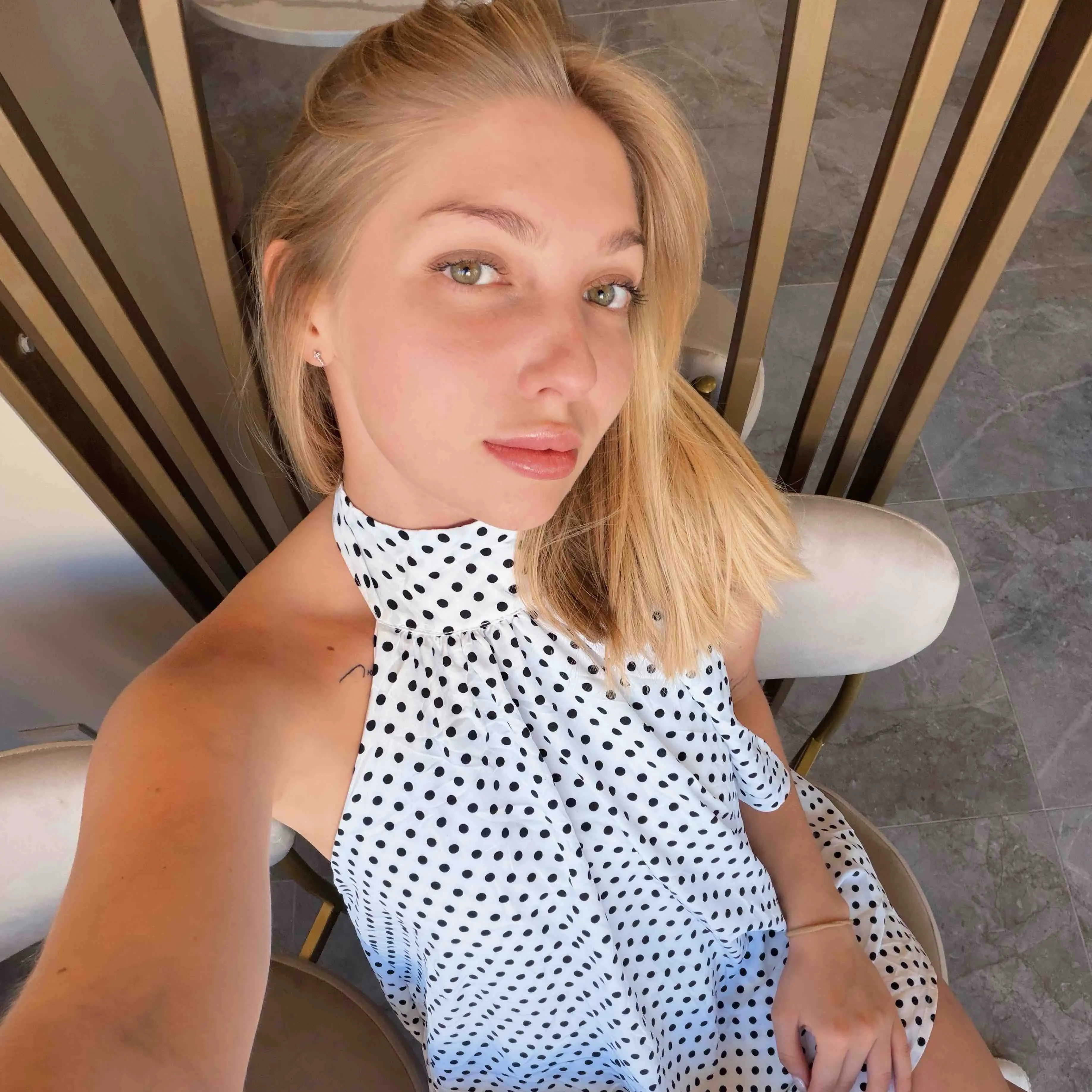 Оля Калачикова