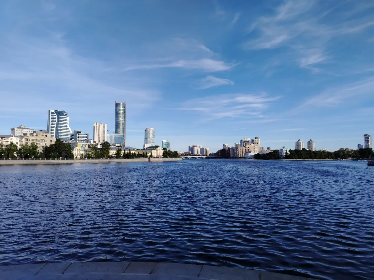 Сегодня работаем в Екатеринбурге. Любимые проектные | Сетка — социальная сеть от hh.ru