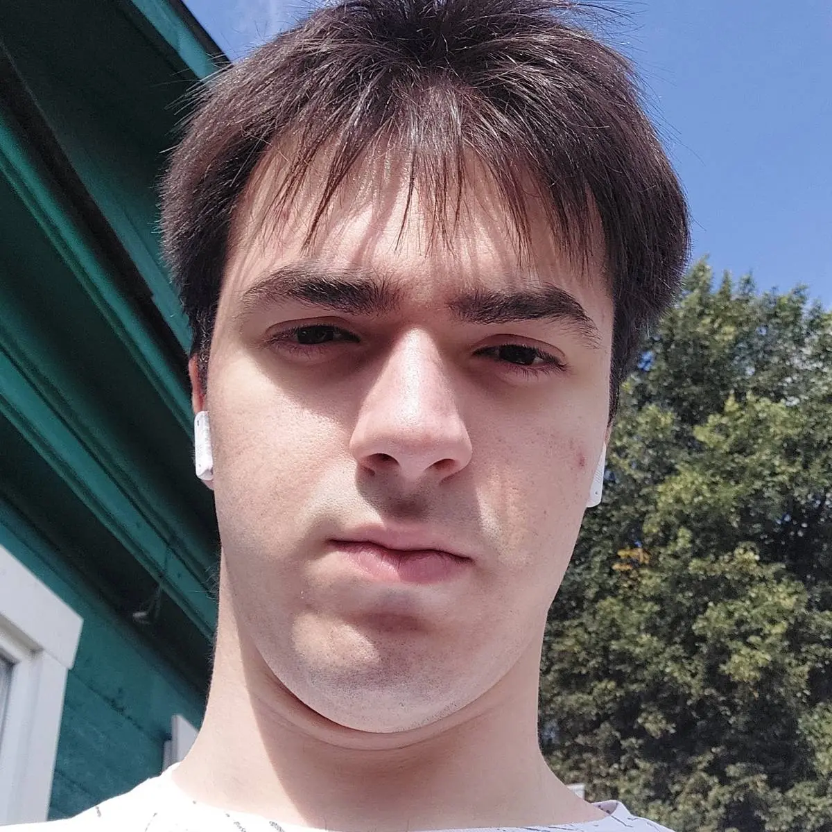 Мансур Костоев