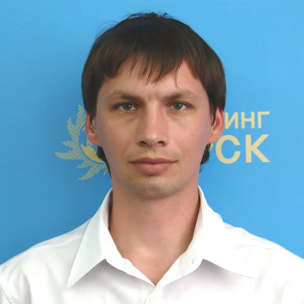 Виталий Комаров