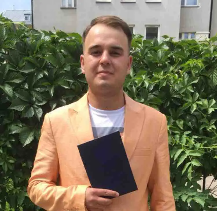 Лев Павлов