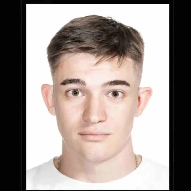 Андрей Опарин