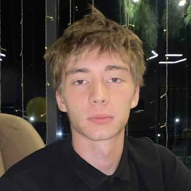 Дамир Хасаншин