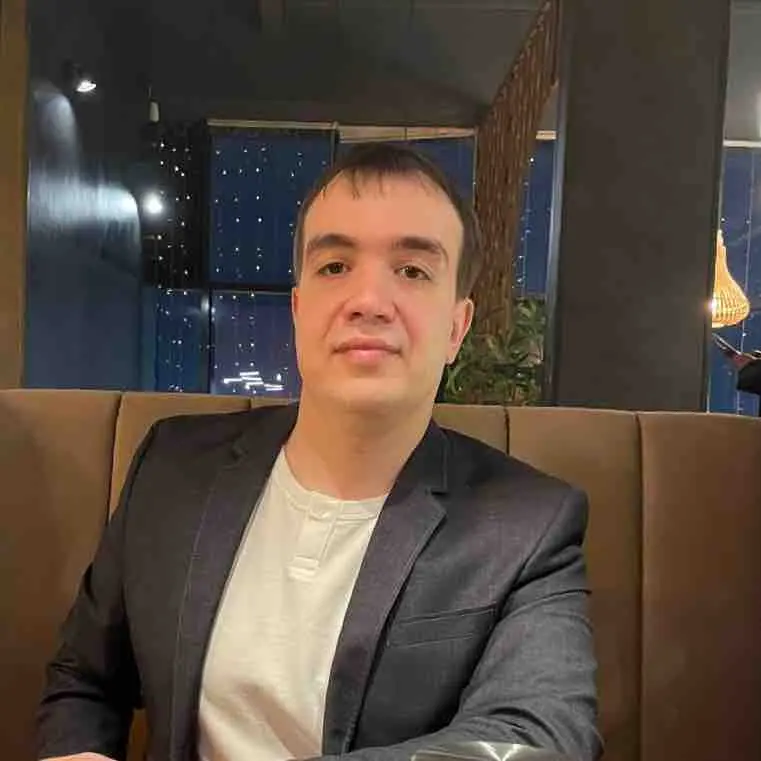 Денис Харитонов