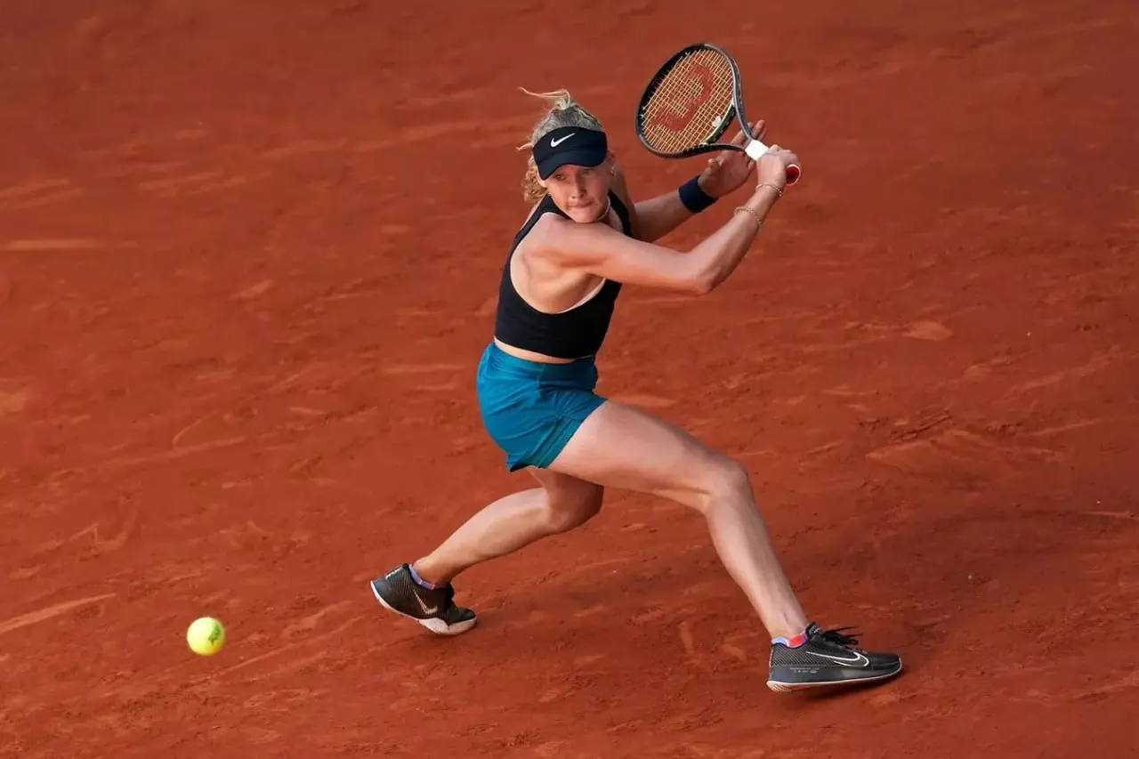 Мирра Андреева вышла в третий круг турнира WTA 1000
#Россия #Турнир #Успехи #Андреева #Победа #Торонто | Сетка — социальная сеть от hh.ru