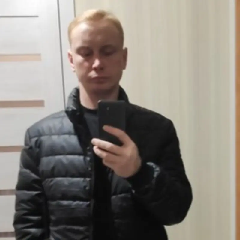 Артем Савеличев