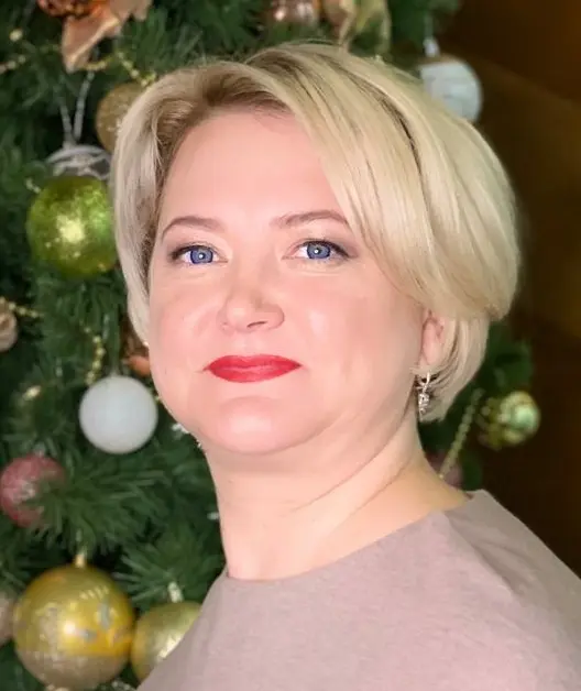Елена Еленина