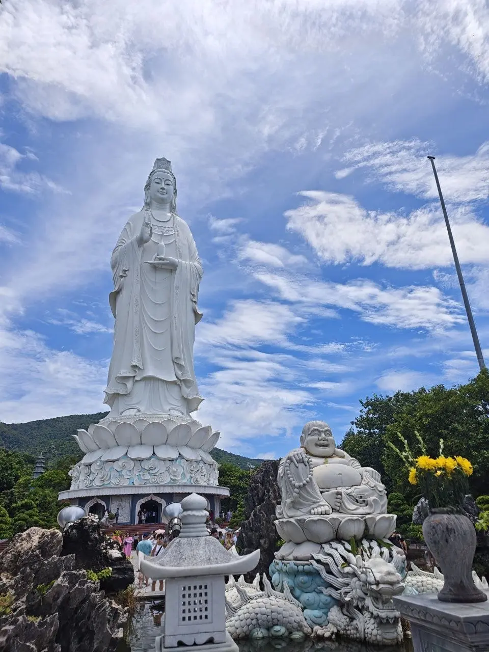 Немного выпал из эфира - был в отпуске во Вьетнаме 🇻🇳
Получилось действительно хорошо переключить голову, отвлечься от работы, проектов и вообще всего, чем обычно она забита | Сетка — социальная сеть от hh.ru