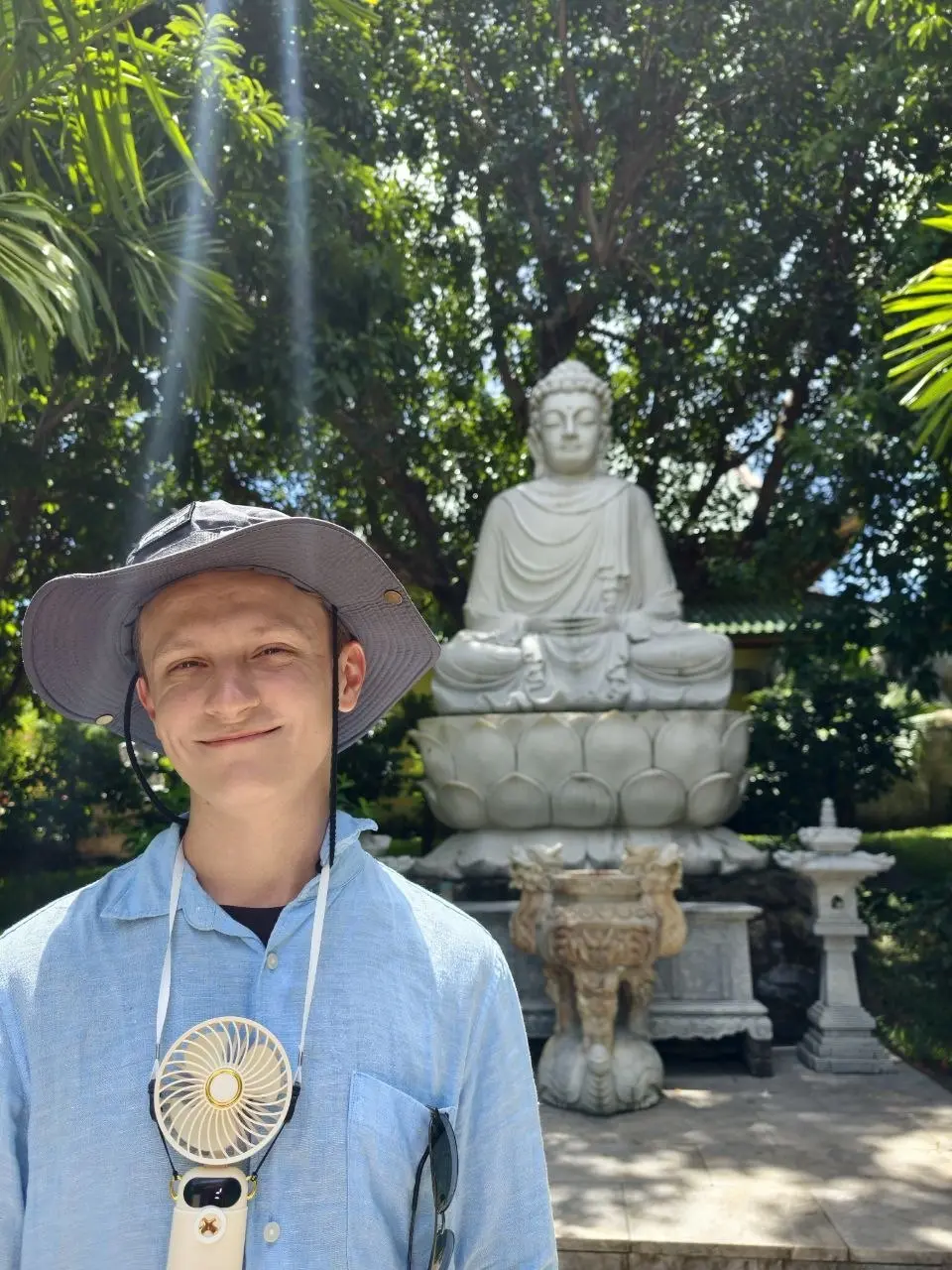 Немного выпал из эфира - был в отпуске во Вьетнаме 🇻🇳
Получилось действительно хорошо переключить голову, отвлечься от работы, проектов и вообще всего, чем обычно она забита | Сетка — социальная сеть от hh.ru