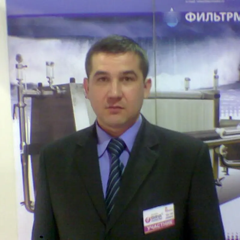 Роман Баев