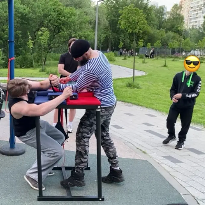 🦾🔋 | Сетка — социальная сеть от hh.ru