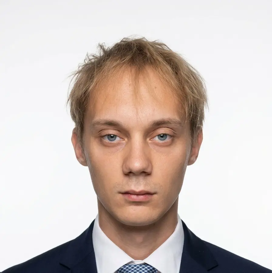 Михаил Васильев