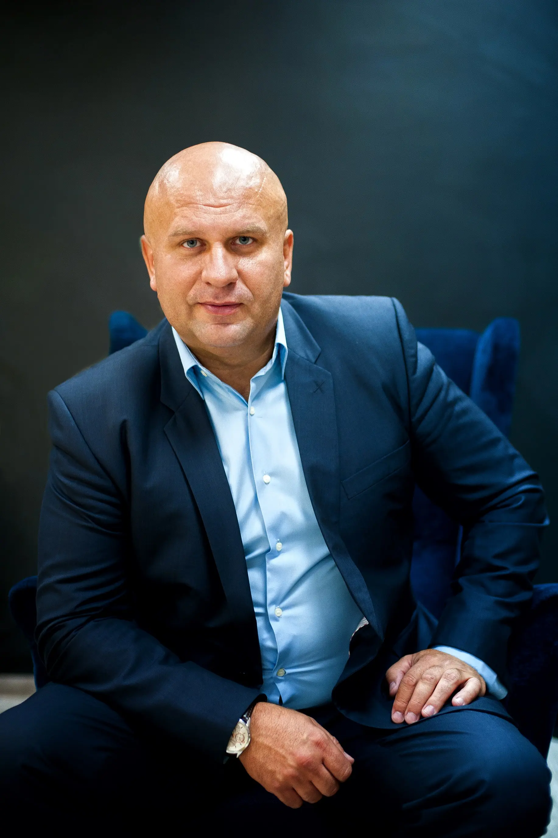 Виталий Артамонов