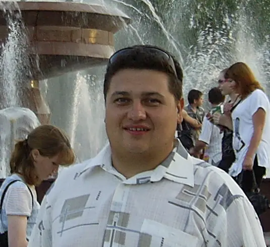 Арсений Кушнарь