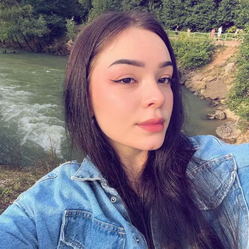 Полина Арефьева