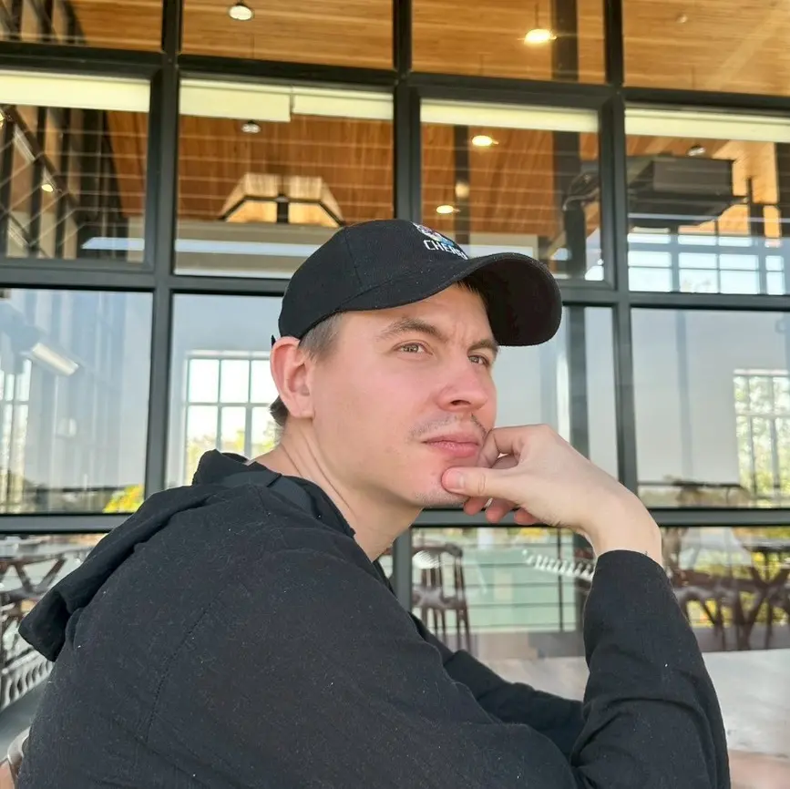 Александр Тихомиров