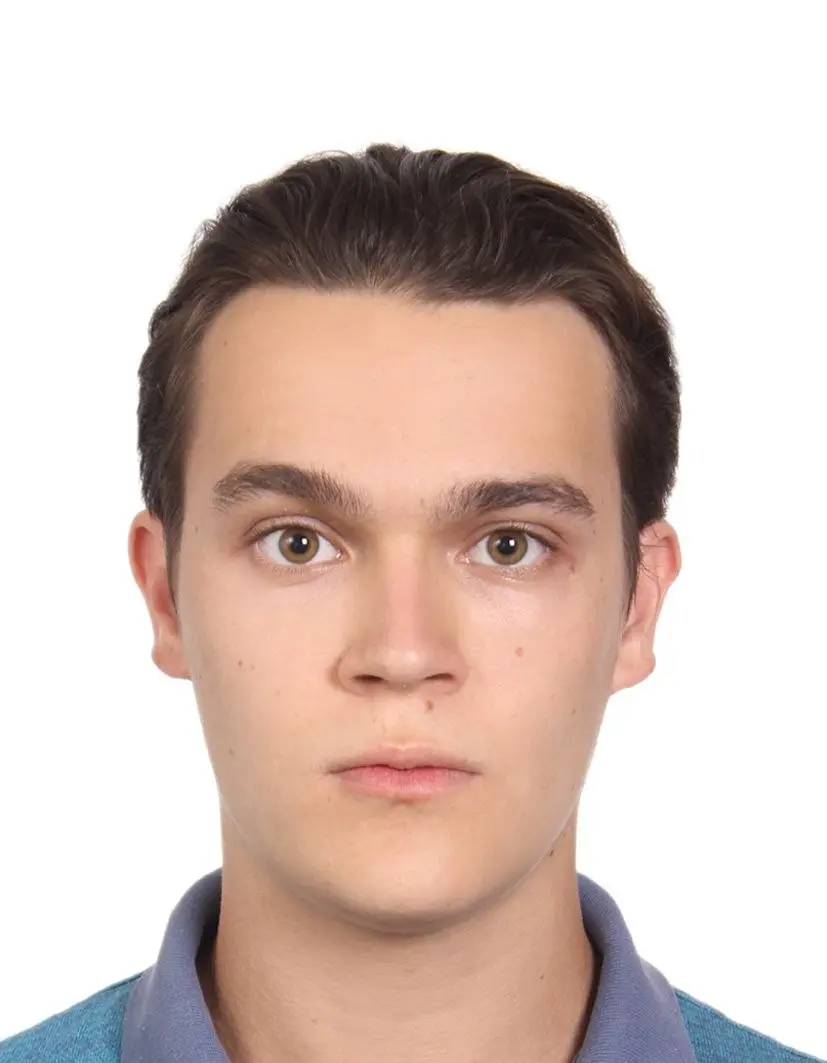 Даниил Власов