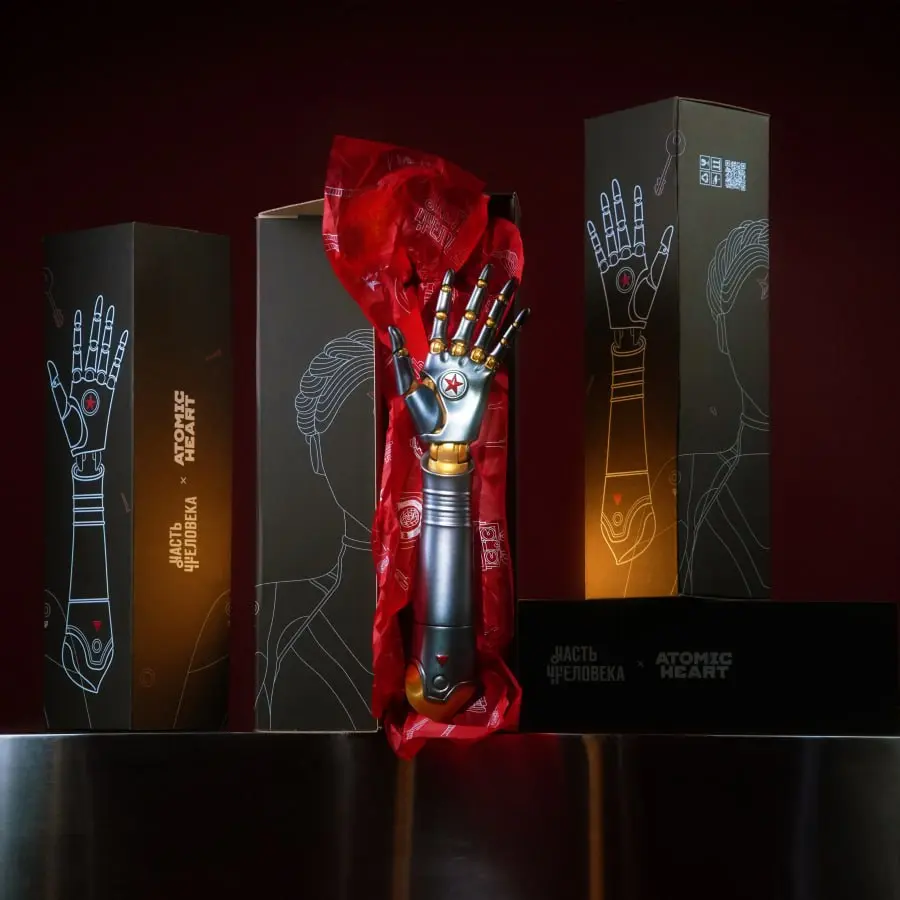 ATOMIC HEART превратил протез в часть личной истории
Лицензирование игровых франшиз обычно живёт там, где начинаются футболки, фигурки и коллекционные аксессуары | Сетка — социальная сеть от hh.ru