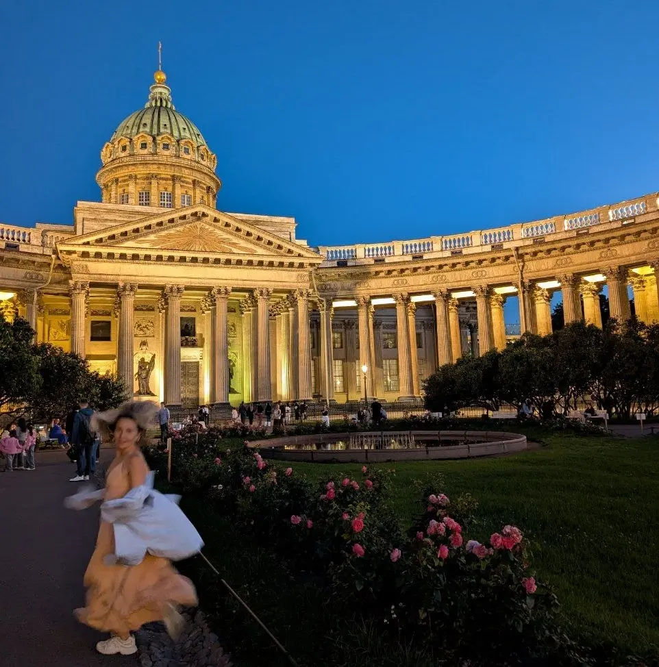 Виноваты звезды
#6 из 12
Я немного раньше писала посты, про "честные вопросы"
и "как собрать лего своей жизни"
Это так невероятно!
Я писала их из ощущений, из того что приходит из глубины | Сетка — социальная сеть от hh.ru