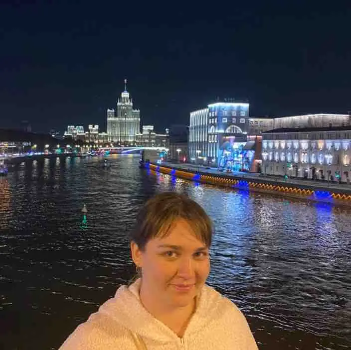 Алина Романова