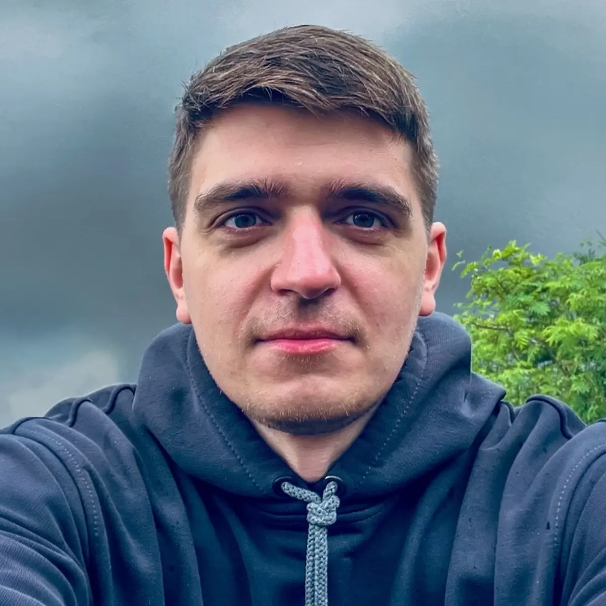 Артём Шалабот