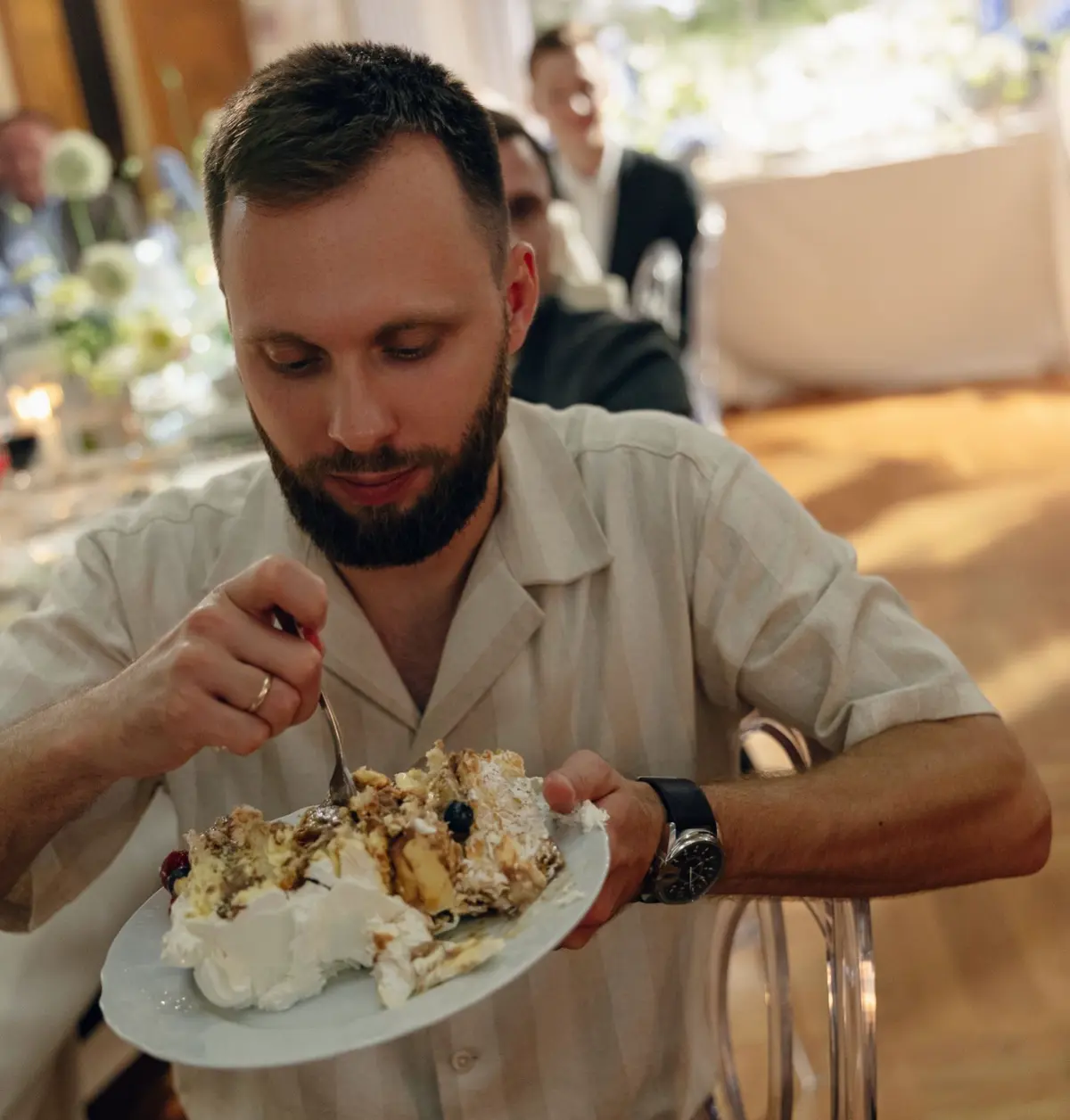 Профессиональная форма. Иногда с тортом 🧁 | Сетка — социальная сеть от hh.ru