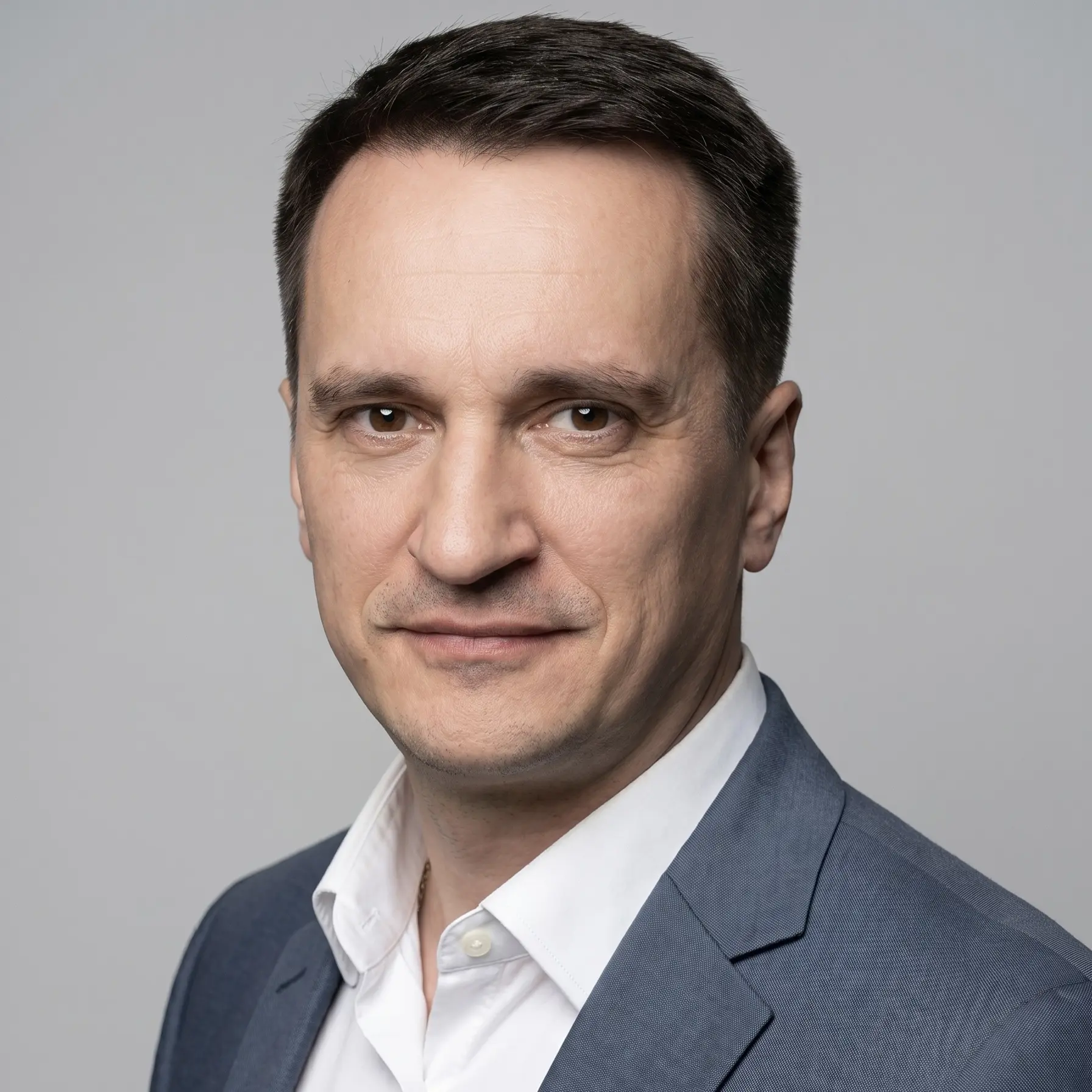 Дмитрий Олефиренко