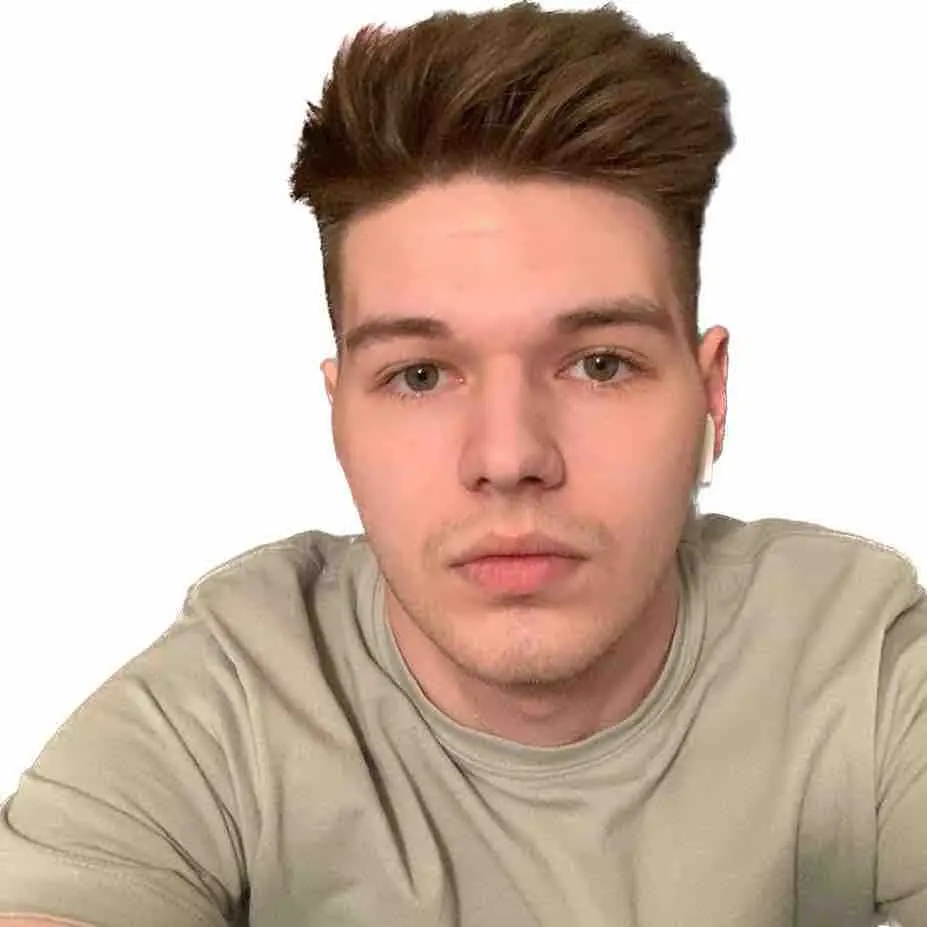 Артём Шемякин