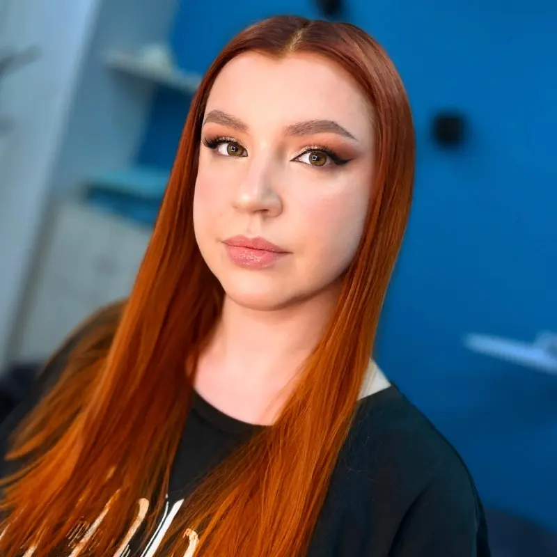 Людмила Азарова