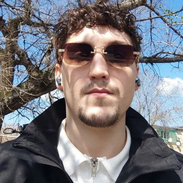 Илья Милашенко