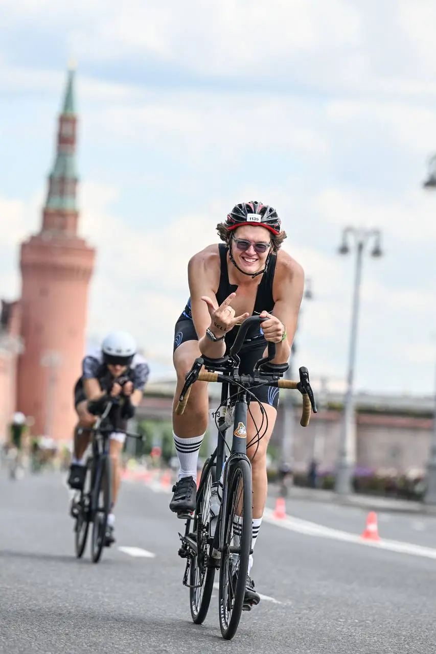 226 км - кого это?
8 августа старт в Москве. Погода отличная, трасса отличная, только подготовка слабая | Сетка — социальная сеть от hh.ru