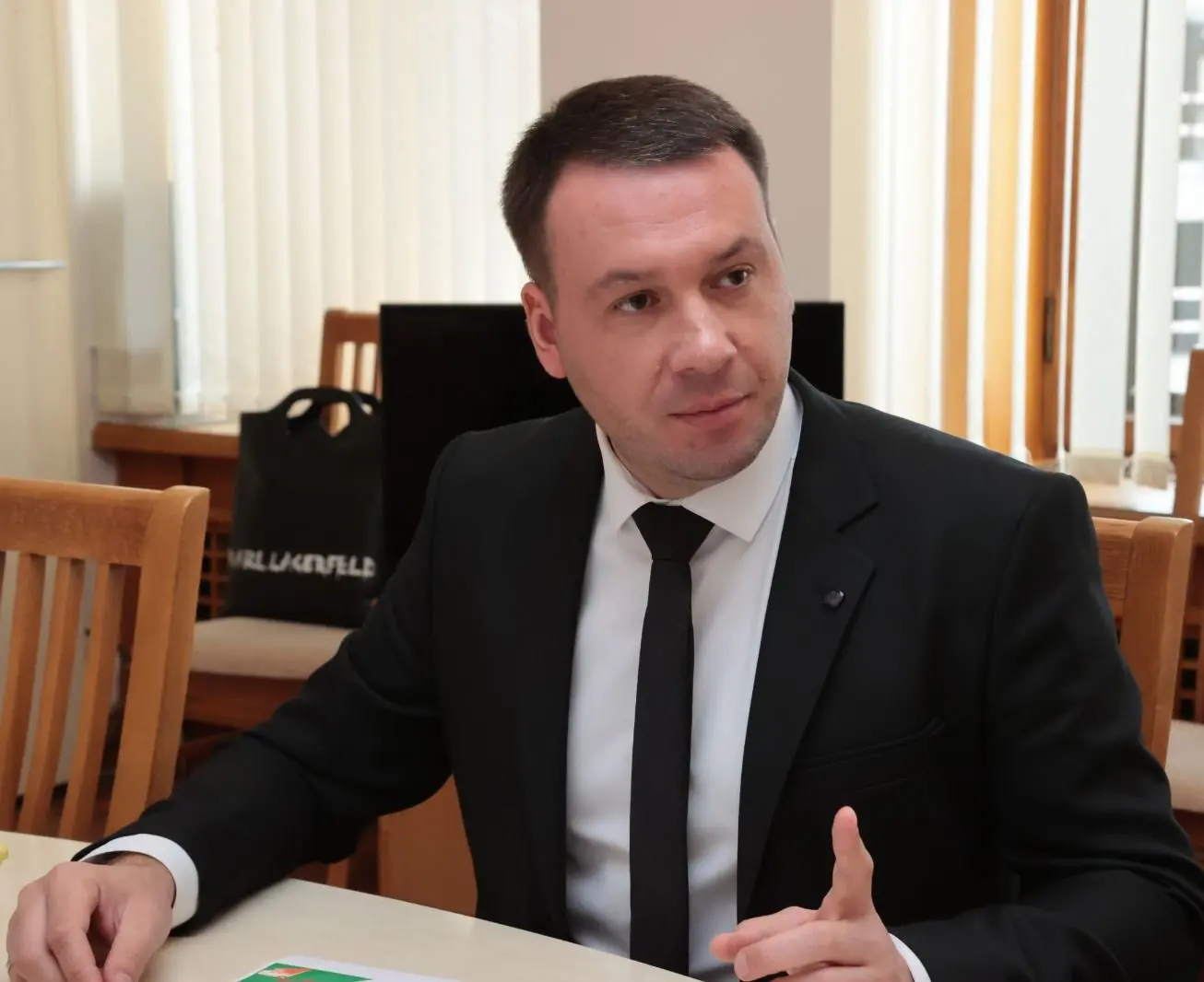 Роман Леонтьев