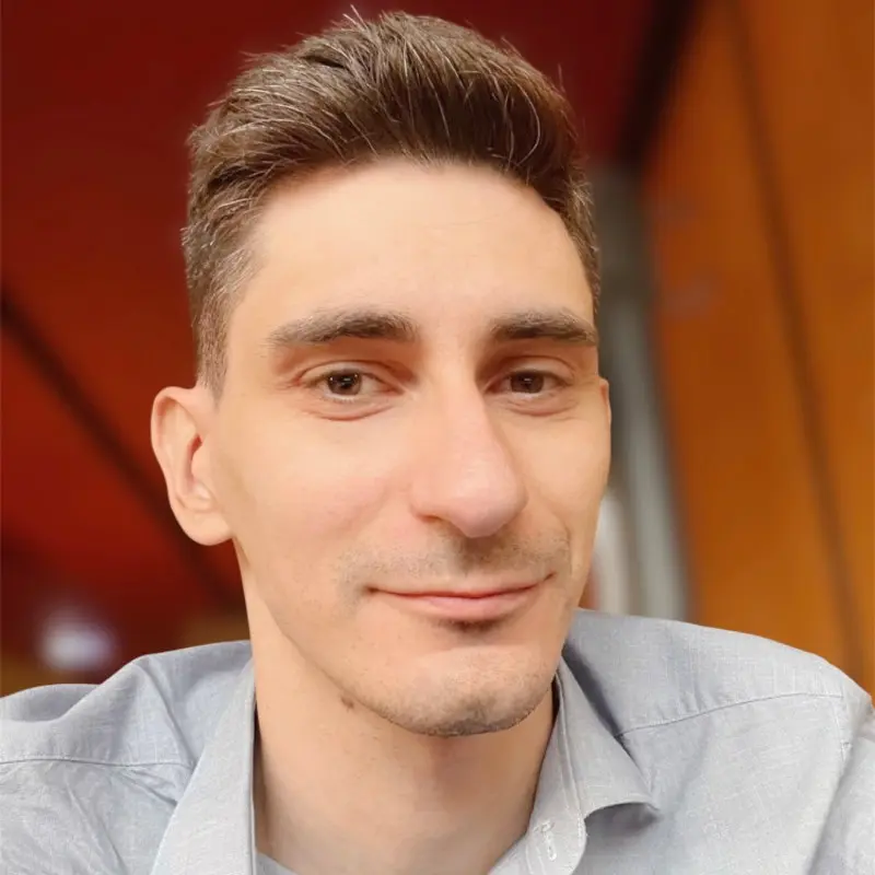 Эдуард Калашников